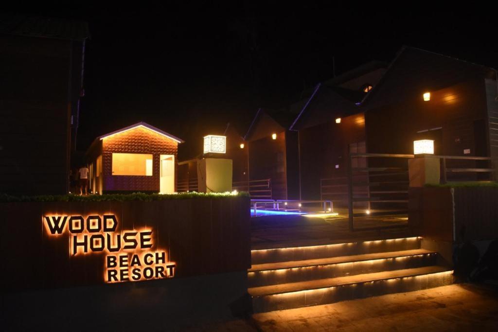 Woodhouse Beach Resort Baga Kültér fotó