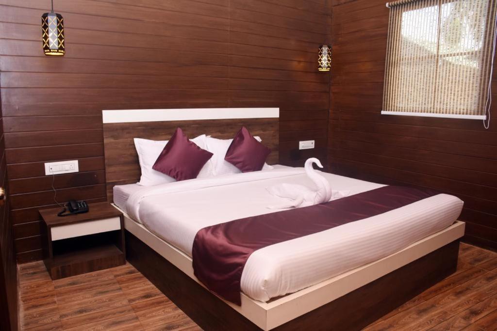 Woodhouse Beach Resort Baga Kültér fotó